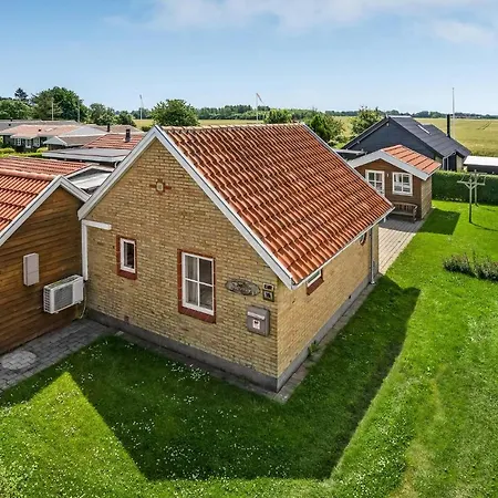 2 Bedroom Nice Home In Otterup Ferienhaus *