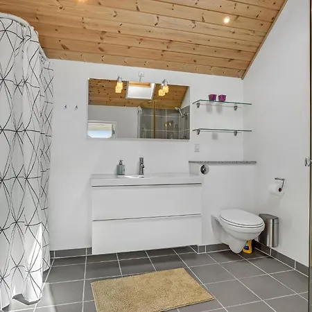 2 Bedroom Nice Home In Otterup * Otterup