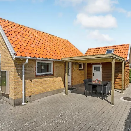 Two-bedroom In Tatil Evi